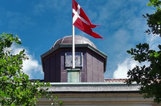 Flag-aspect-ratio-319-210