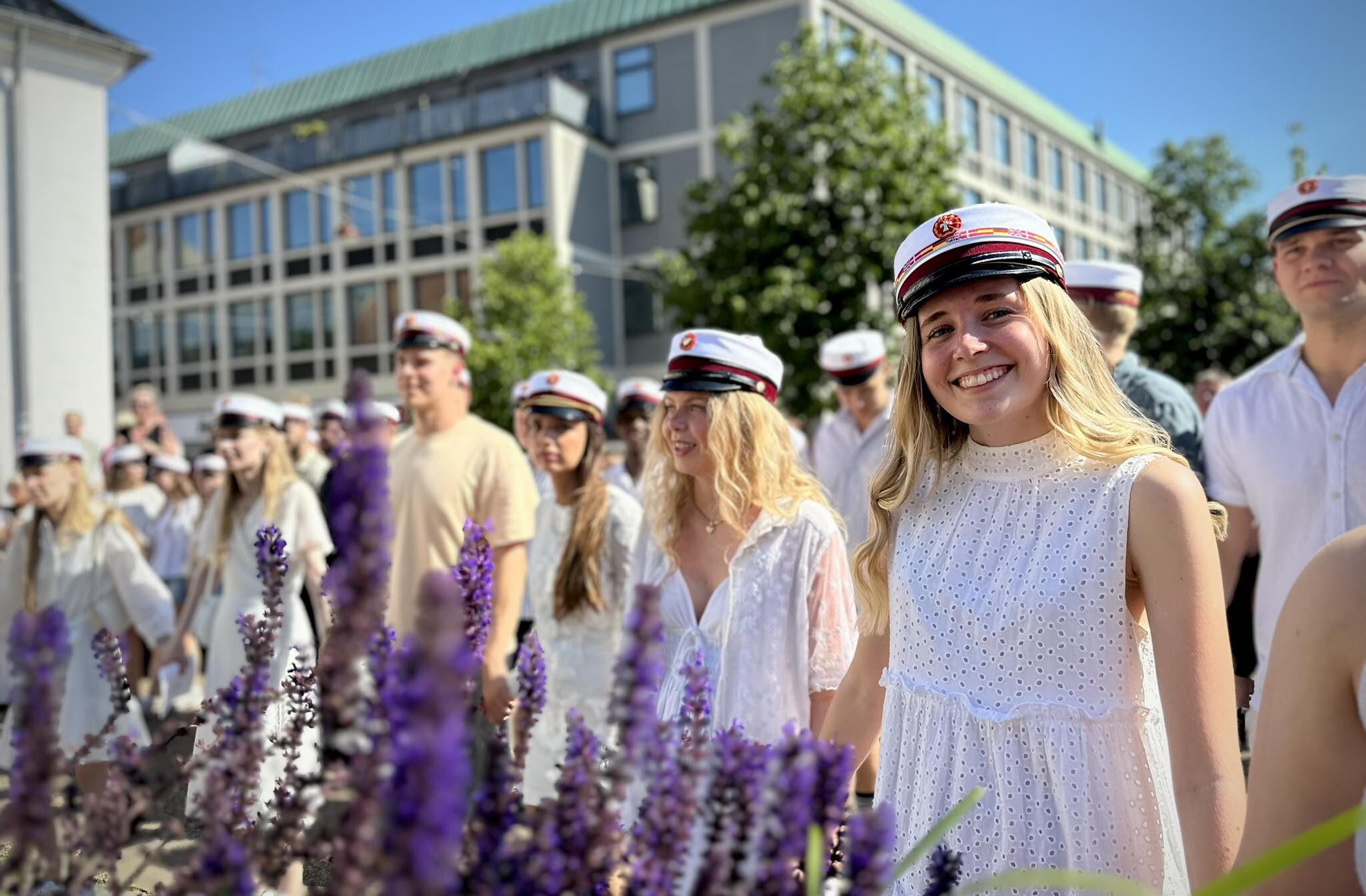 Studenter-danser-1-aspect-ratio-320-210