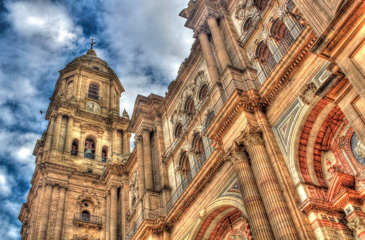 Malaga-aspect-ratio-319-210
