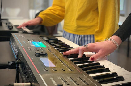 musik-aspect-ratio-319-210