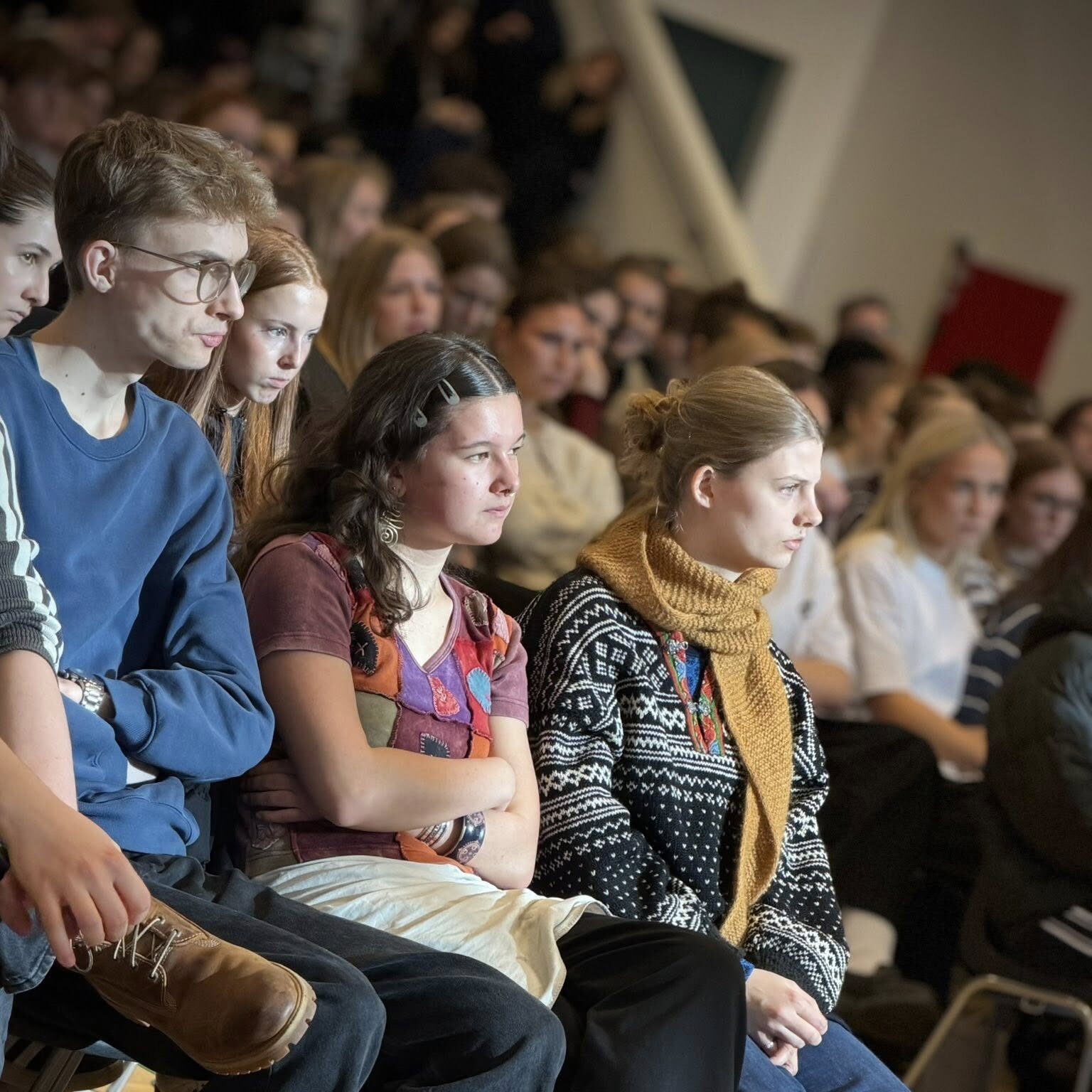 f8-aspect-ratio-600-600