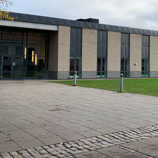 hallen2-aspect-ratio-318-318